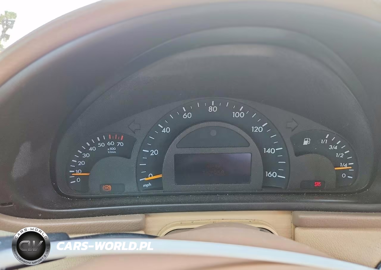 2002 Mercedes-Benz C 320 VIN:WDBRF64J32F182576 - 9