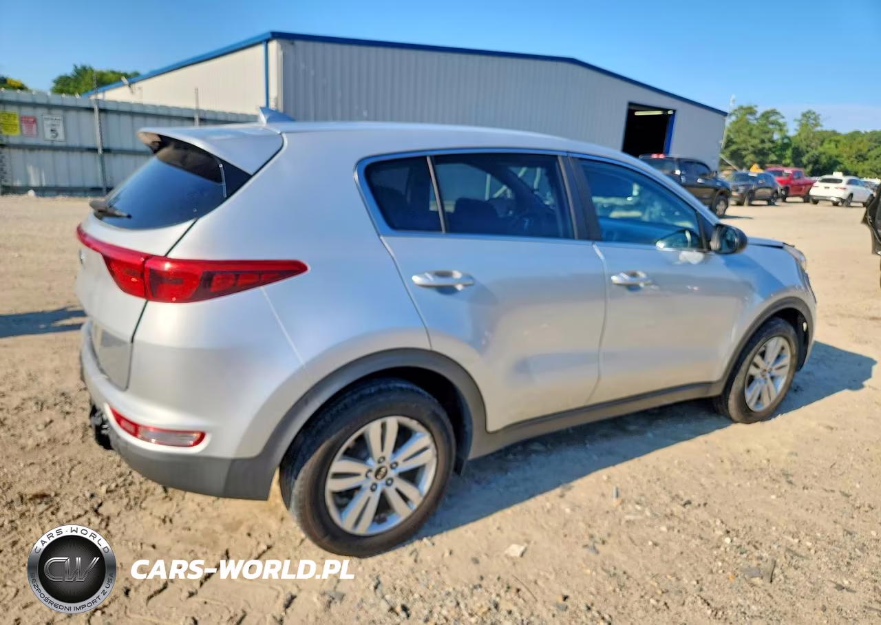 2017 Kia Sportage Lx VIN:KNDPM3AC0H7039719 - 3
