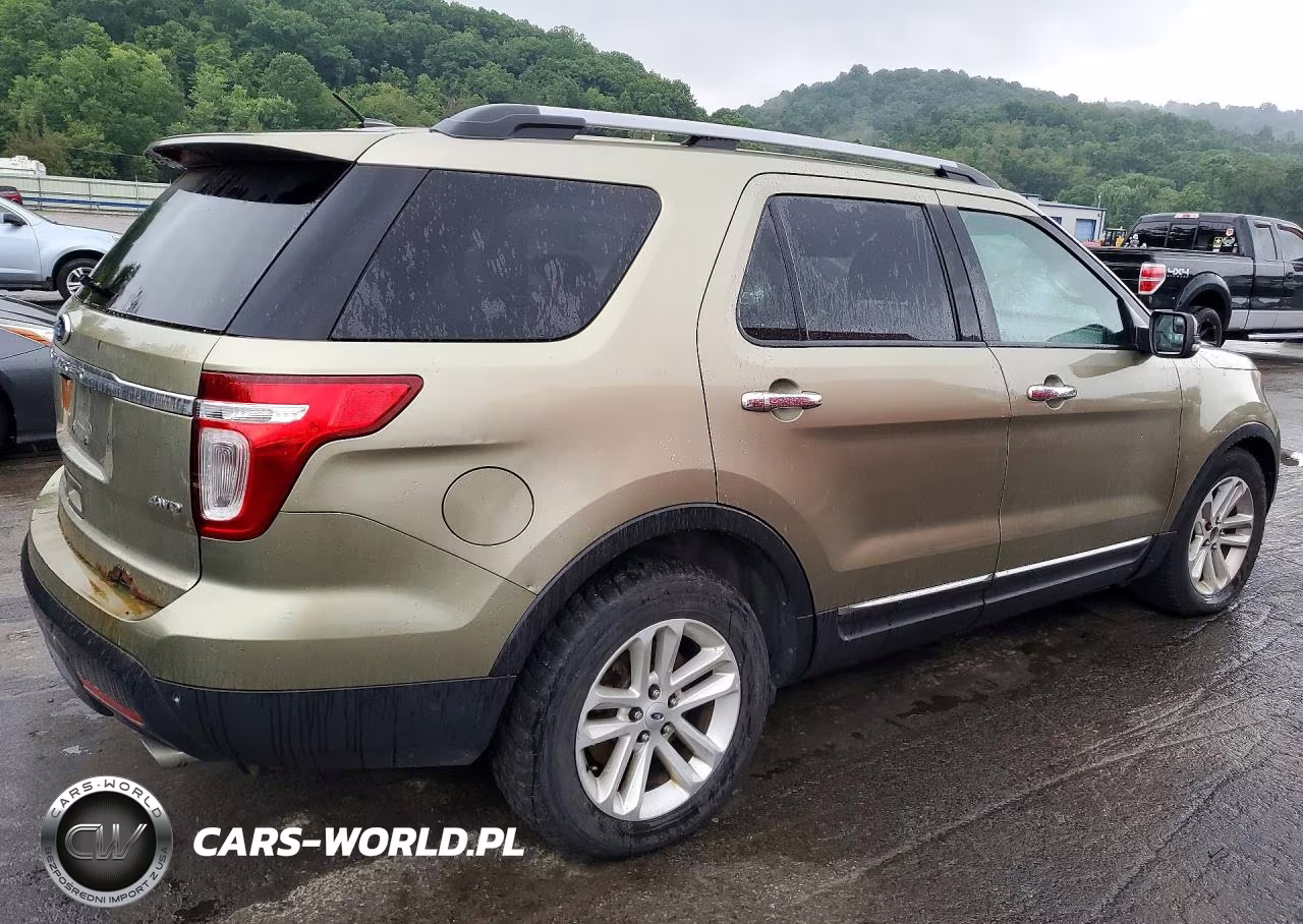 2012 Ford Explorer Xlt VIN:1FMHK8D81CGA92271 - 3