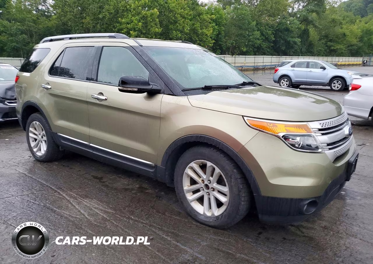 2012 Ford Explorer Xlt VIN:1FMHK8D81CGA92271 - 4
