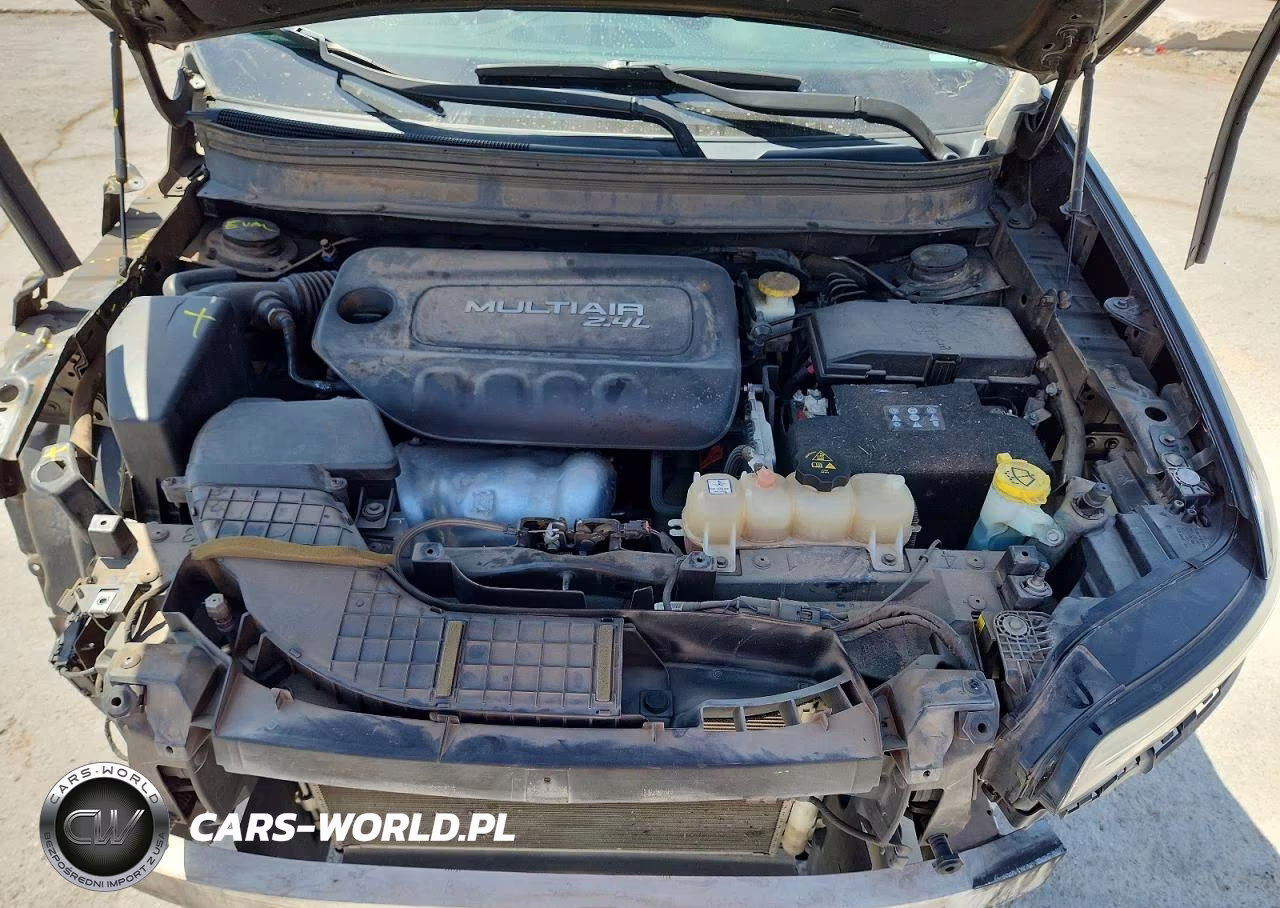 2019 Jeep Cherokee Latitude VIN:1C4PJLCBXKD145584 - 12
