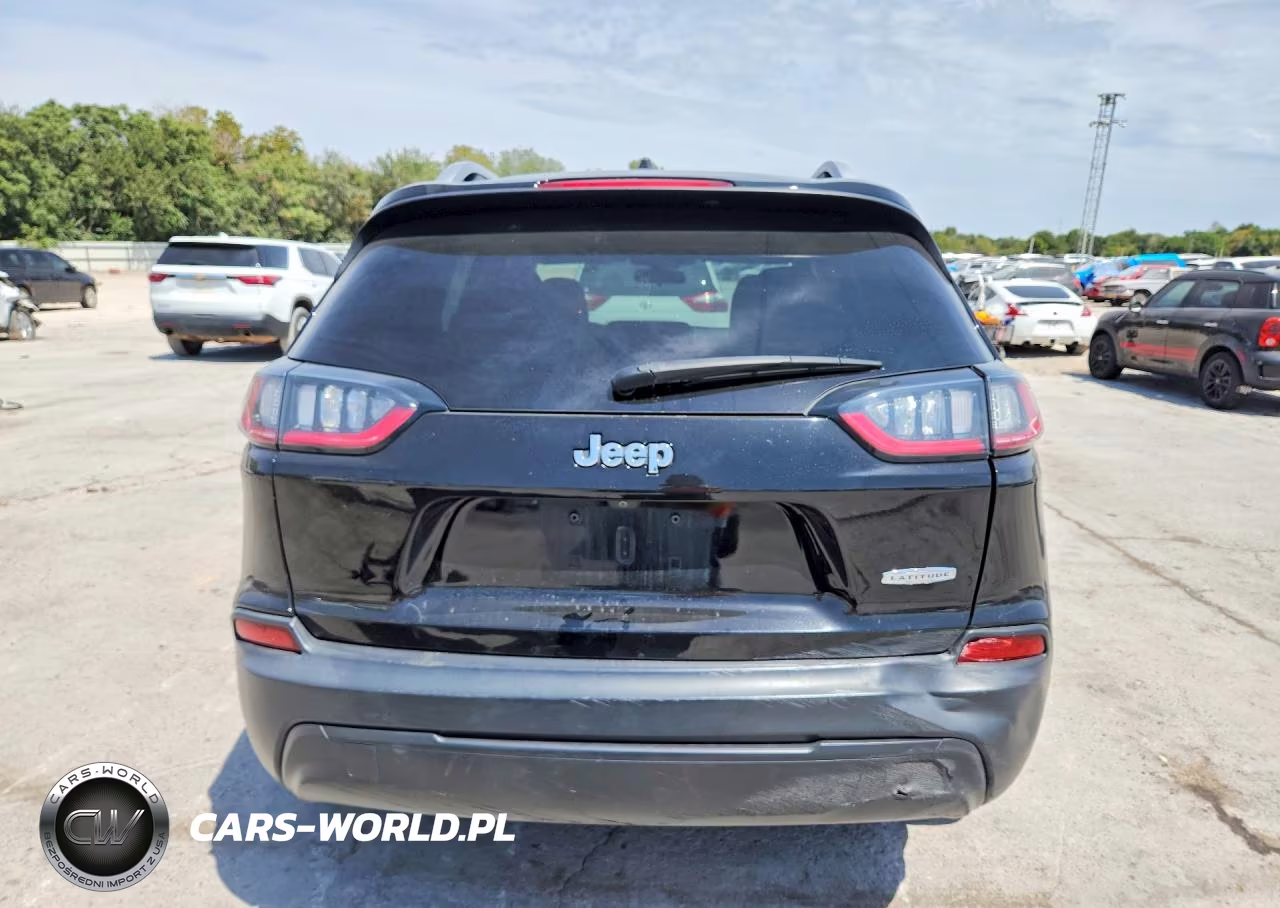 2019 Jeep Cherokee Latitude VIN:1C4PJLCBXKD145584 - 6