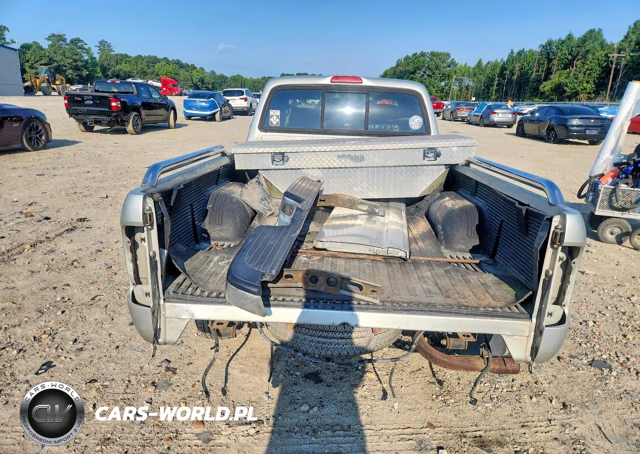 2002 Toyota Tacoma Base VIN:5TEVL52N82Z139427 - 6