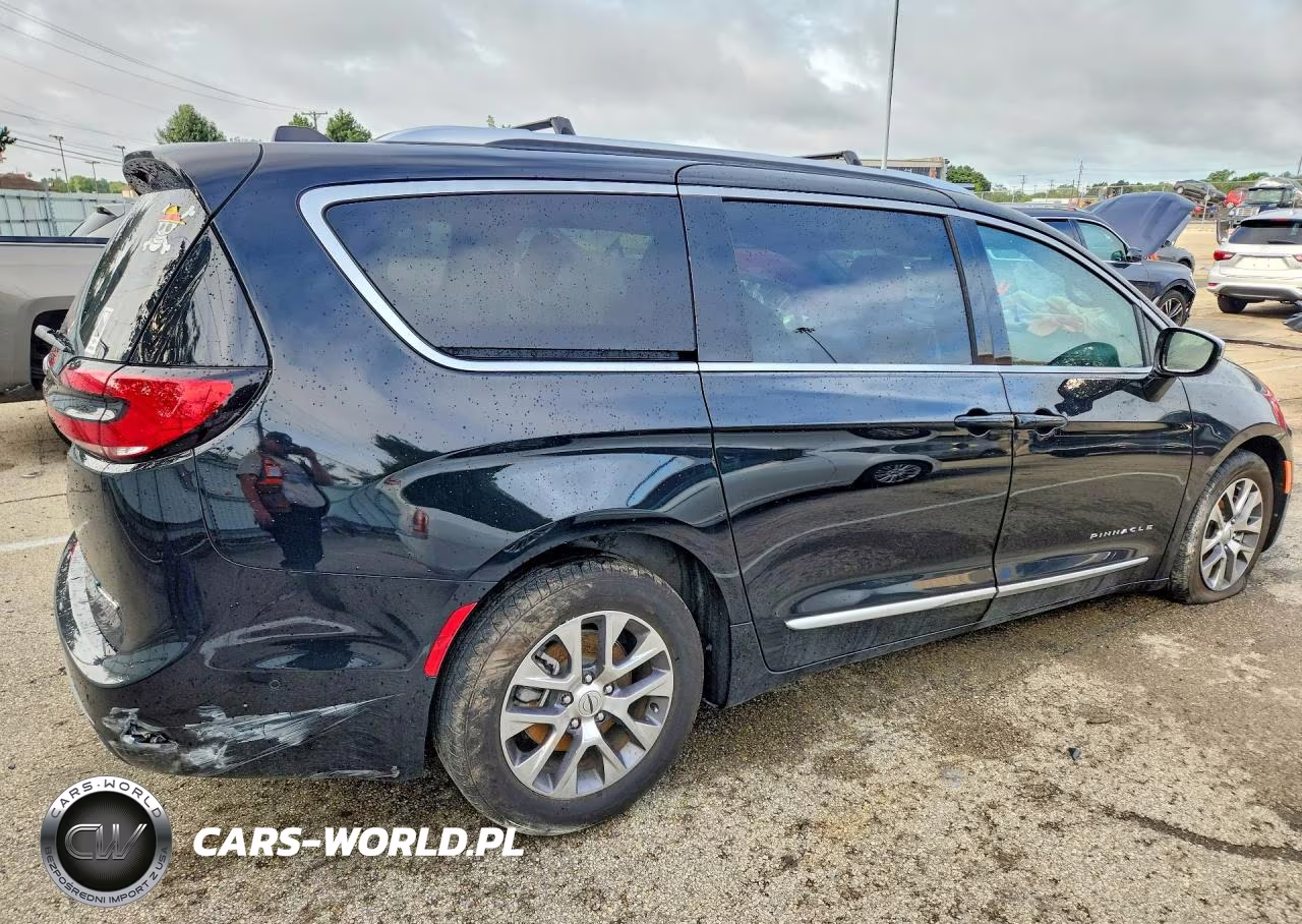 2025 Chrysler Pacifica Hybrid Pinnacle VIN:2C4RC1N72SR500146 - 3