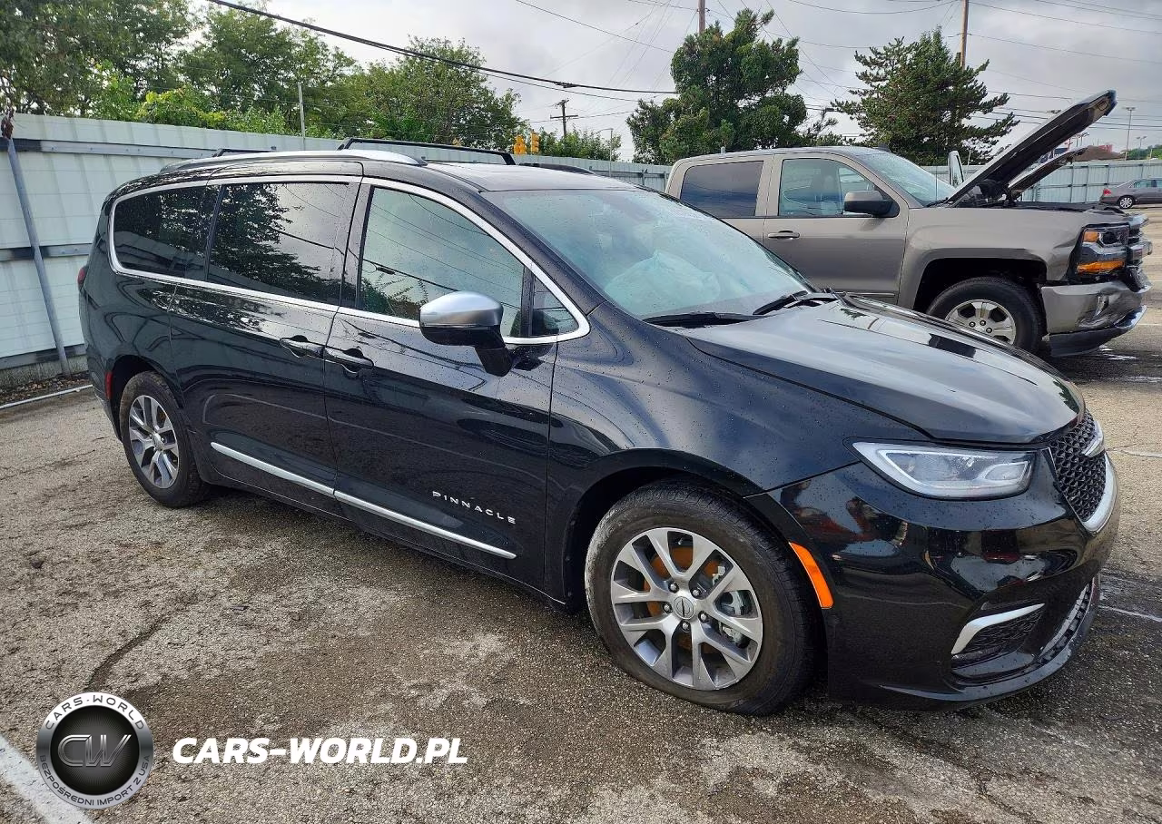 2025 Chrysler Pacifica Hybrid Pinnacle VIN:2C4RC1N72SR500146 - 4