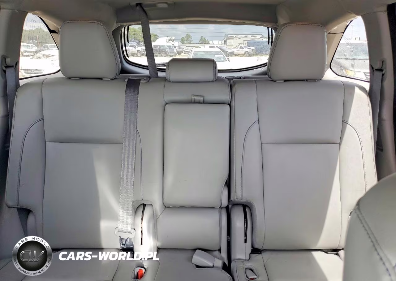 2018 Toyota Highlander Xle VIN:5TDKZRFH2JS538097 - 10
