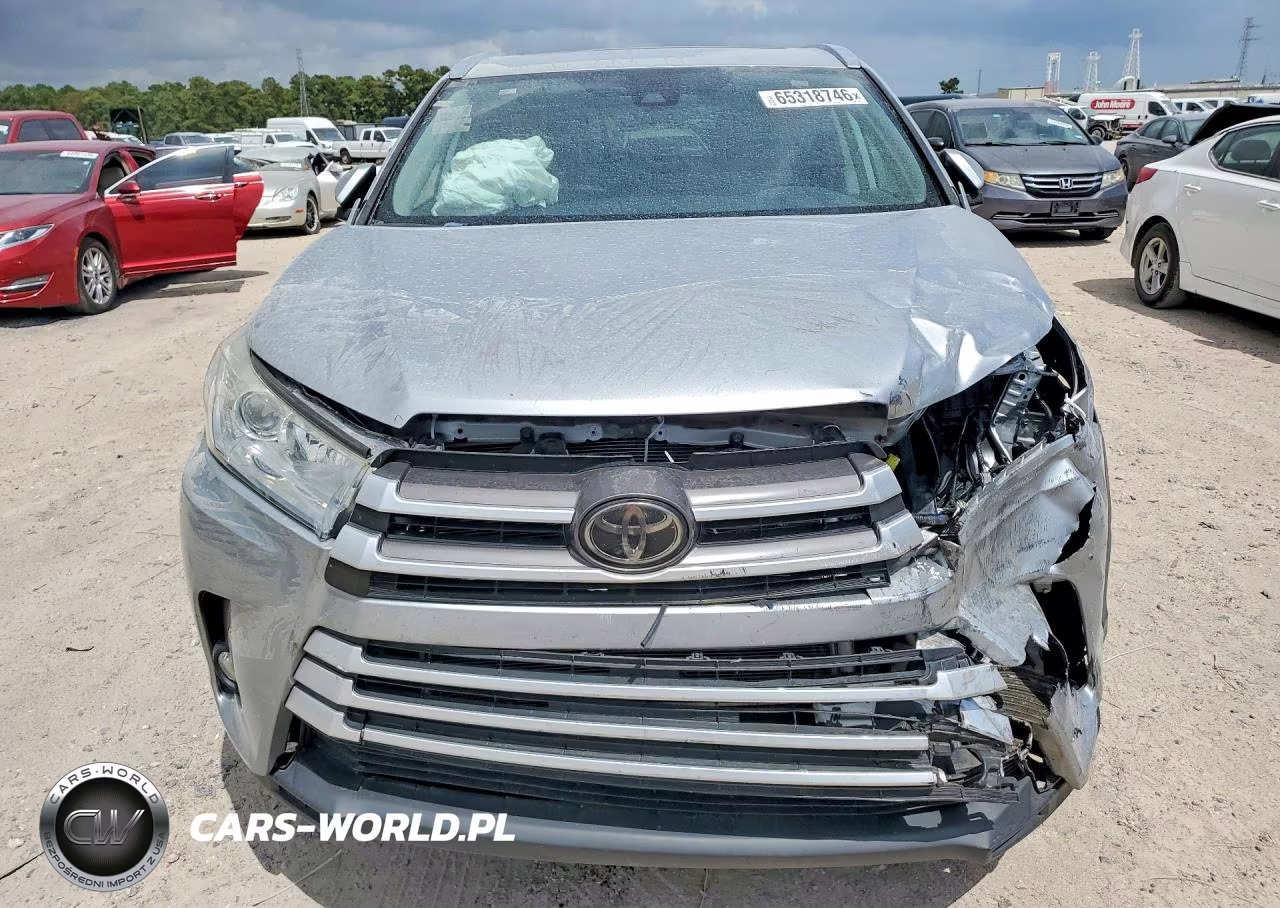 2018 Toyota Highlander Xle VIN:5TDKZRFH2JS538097 - 5