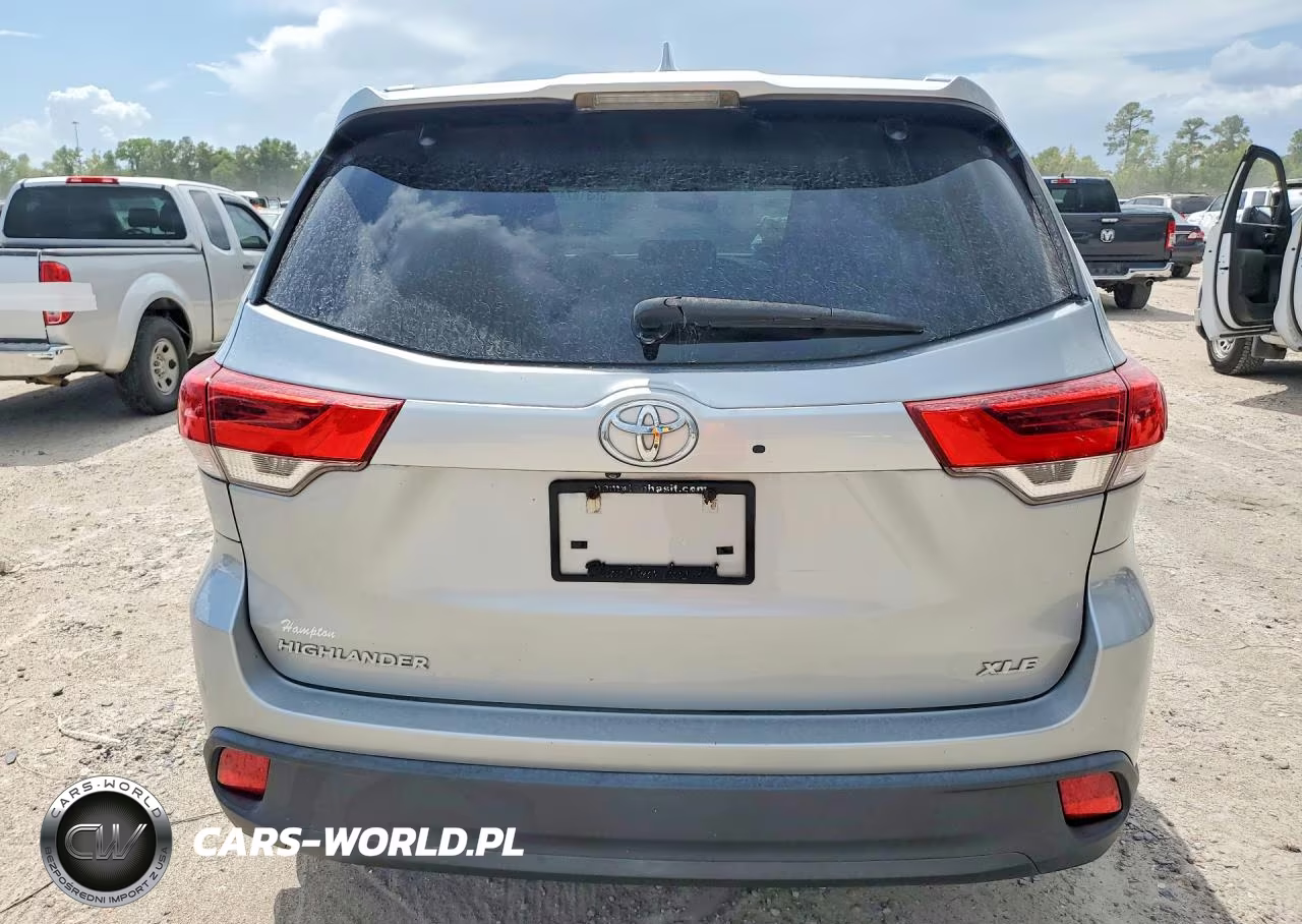 2018 Toyota Highlander Xle VIN:5TDKZRFH2JS538097 - 6