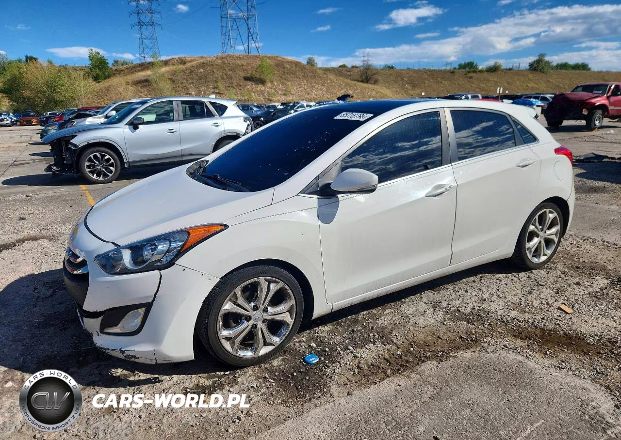 2014 Hyundai Elantra Gt Base – zdjęcie 1 z 12