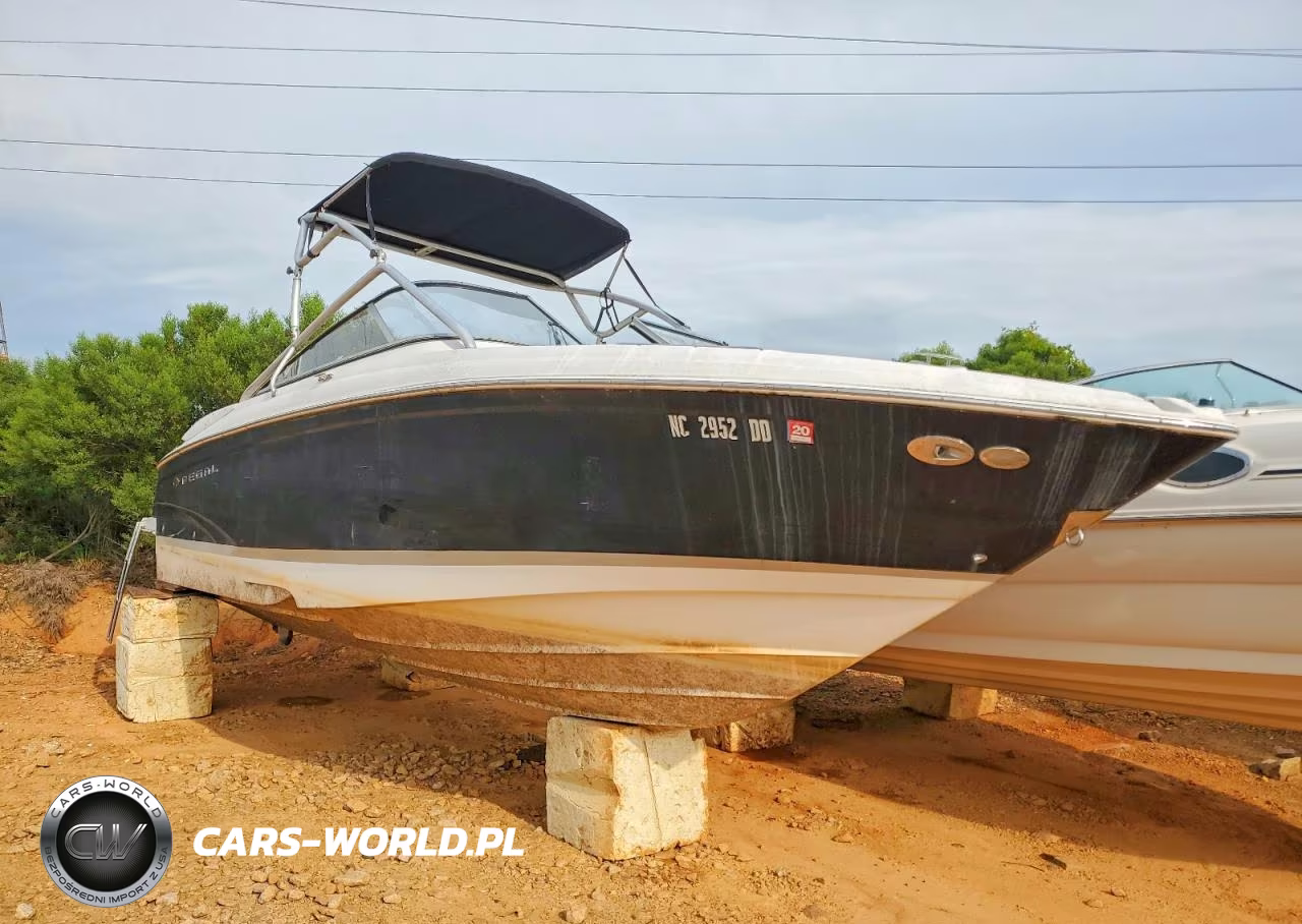 2007 Regal Boat 28' Regal - Boat
