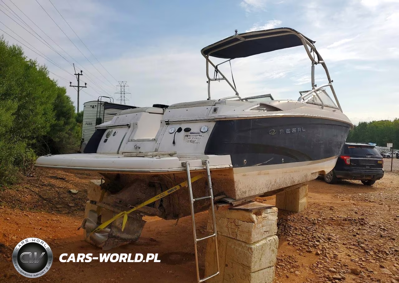 2007 Regal Boat 28' Regal - Boat VIN:RGMWG022B607 - 4