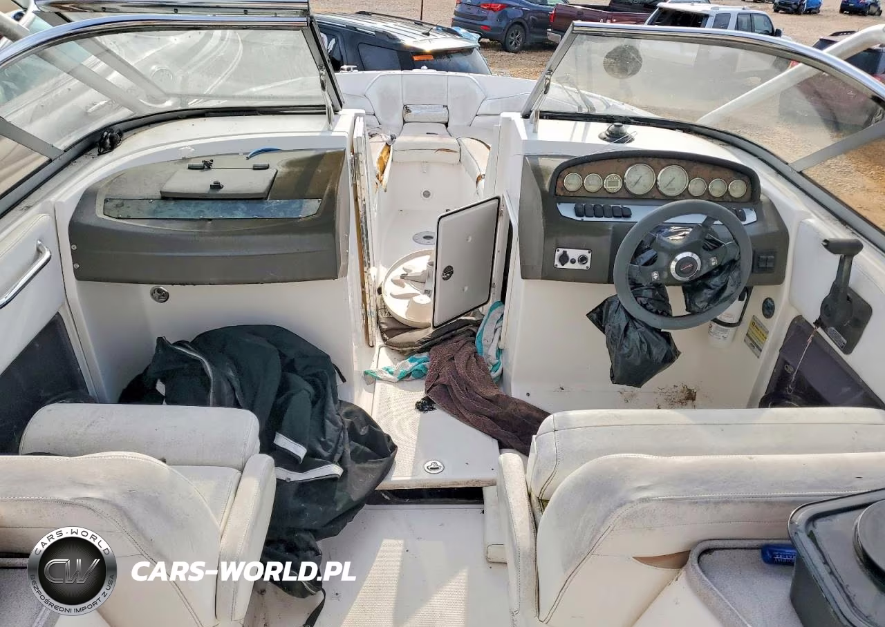 2007 Regal Boat 28' Regal - Boat VIN:RGMWG022B607 - 5