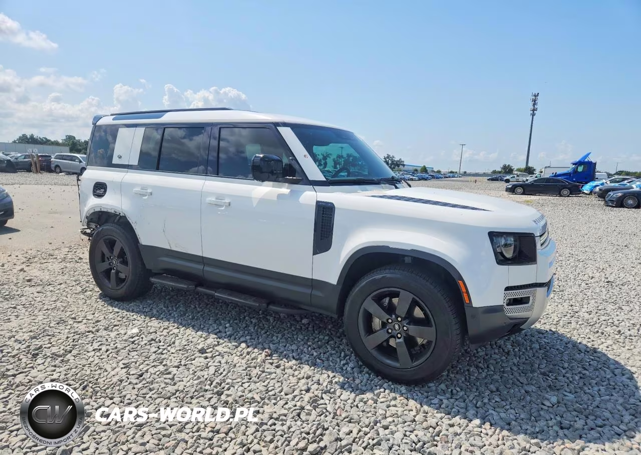 2024 Land Rover Defender 110 S VIN:SALEJ7EU3R2264234 - 4