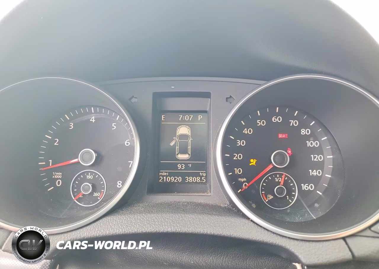 2011 Volkswagen Jetta S VIN:3VWPZ7AJ5BM608307 - 9