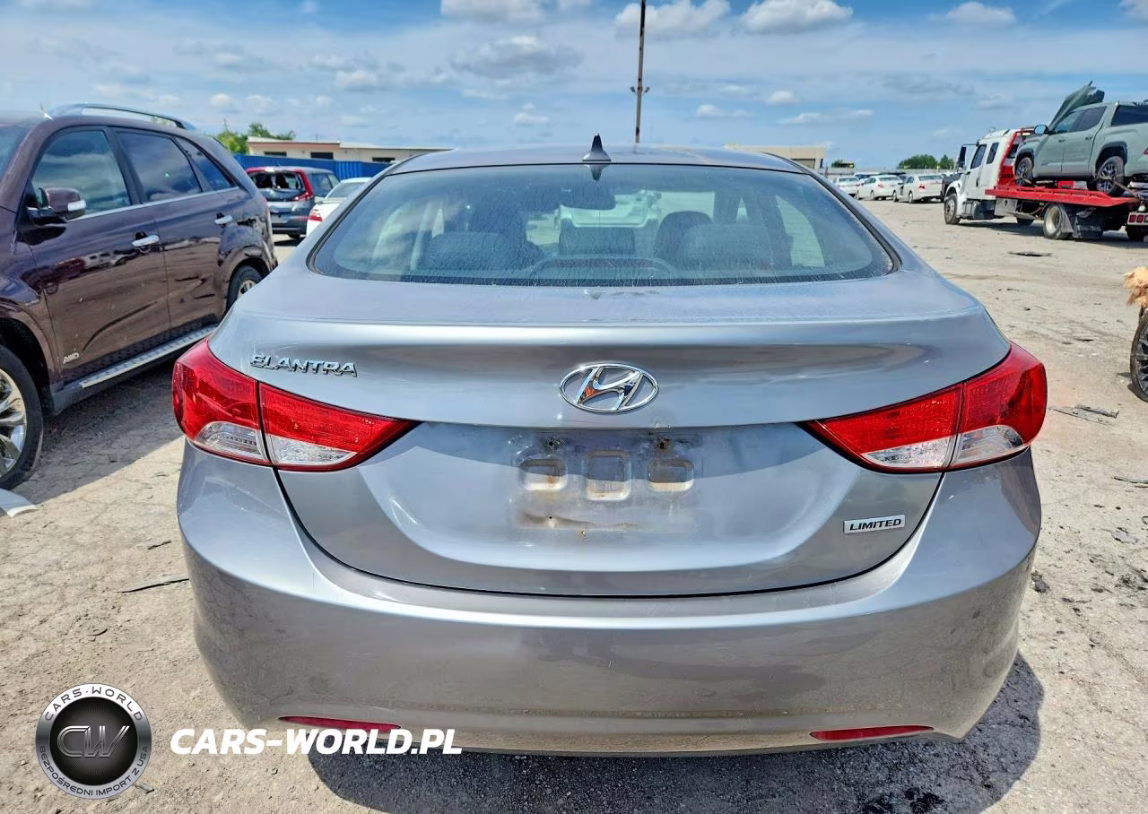 2013 Hyundai Elantra Limited VIN:KMHDH4AE8DU640575 - 6