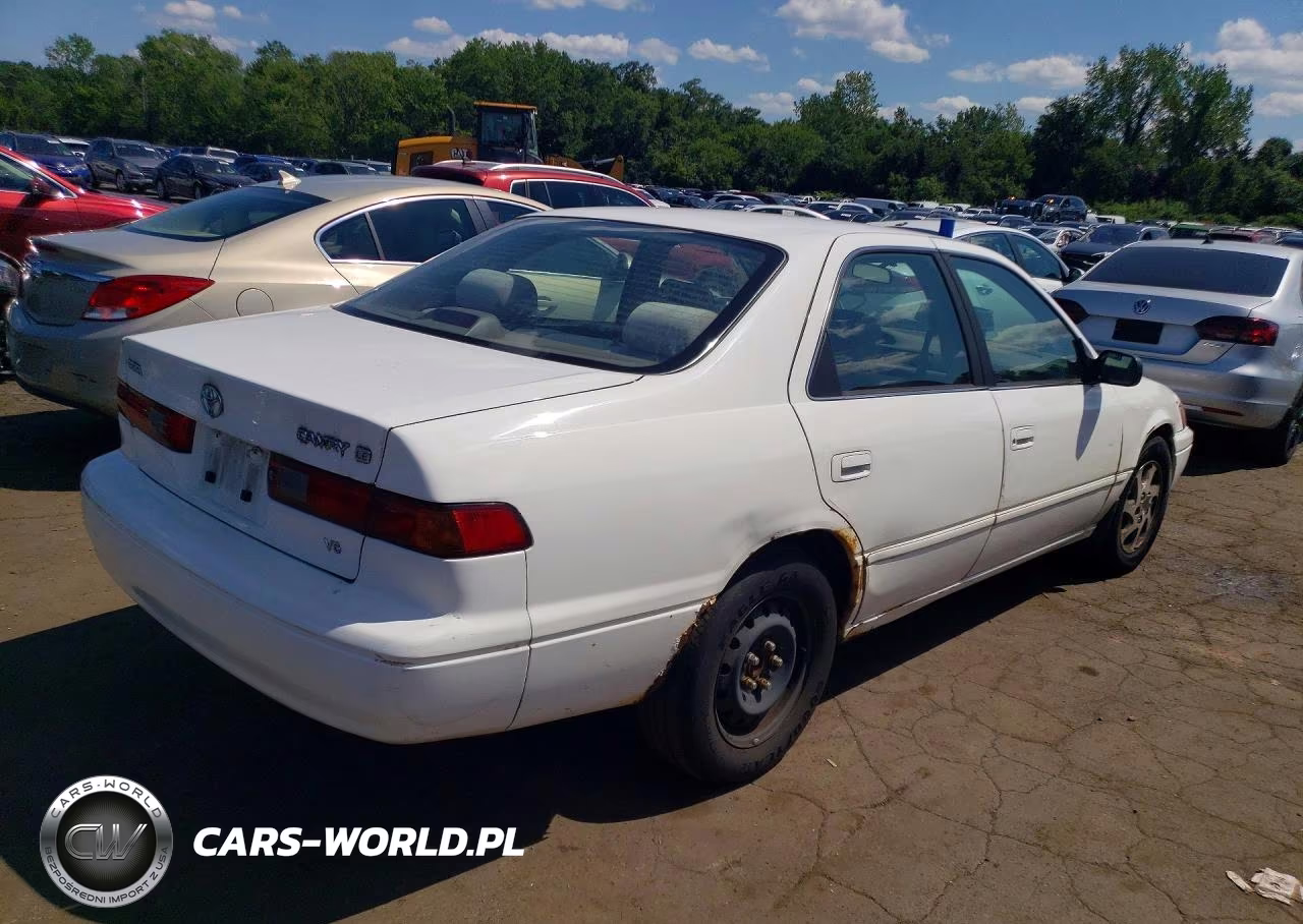 1999 Toyota Camry Le V6 VIN:JT2BF22K0X0203894 - 3
