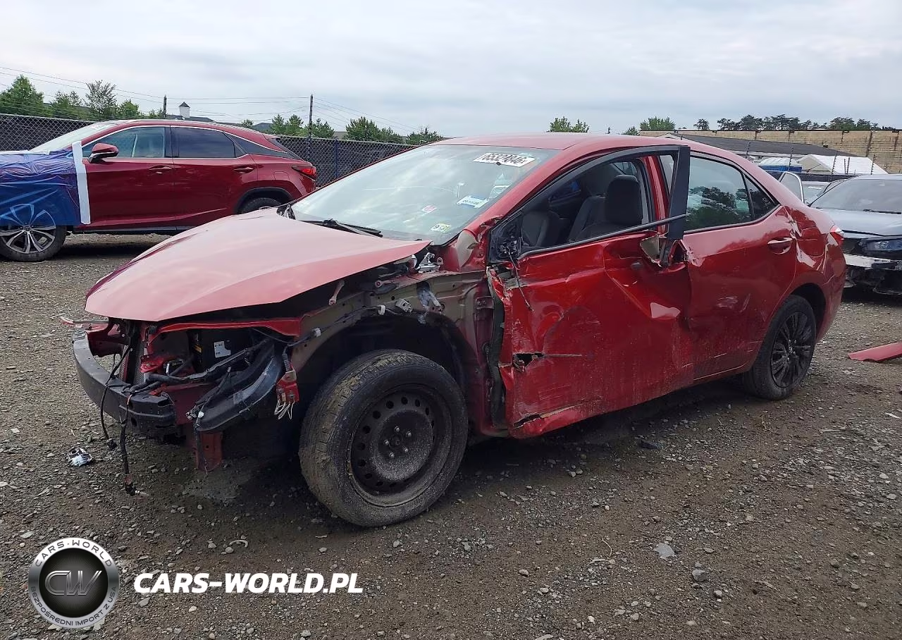 2015 Toyota Corolla Le VIN:2T1BURHE9FC455994 - 1