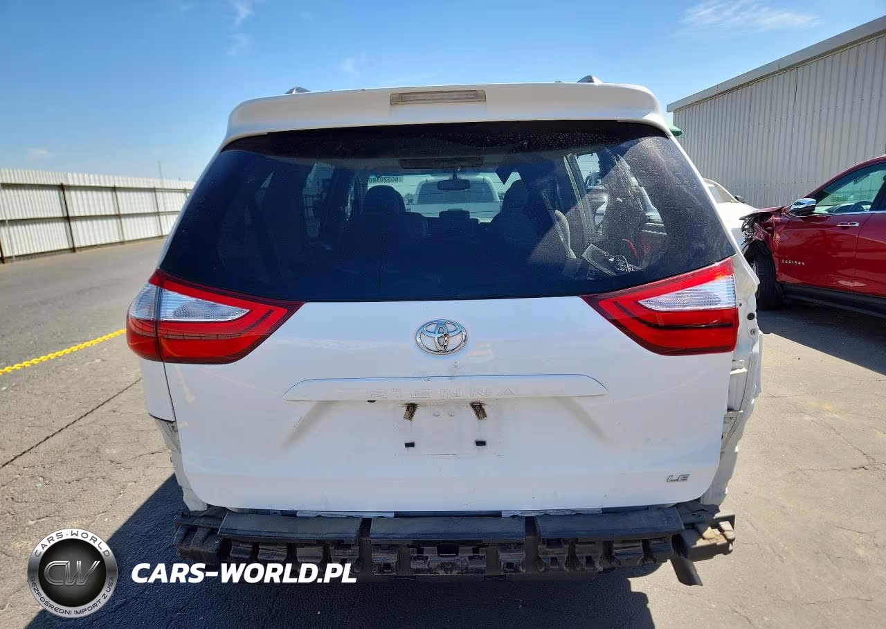 2017 Toyota Sienna Le VIN:5TDKZ3DC1HS850670 - 6