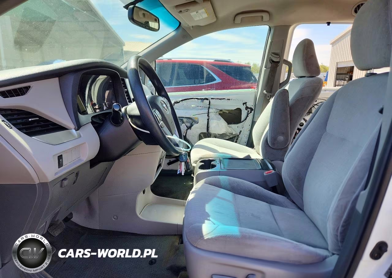 2017 Toyota Sienna Le VIN:5TDKZ3DC1HS850670 - 7