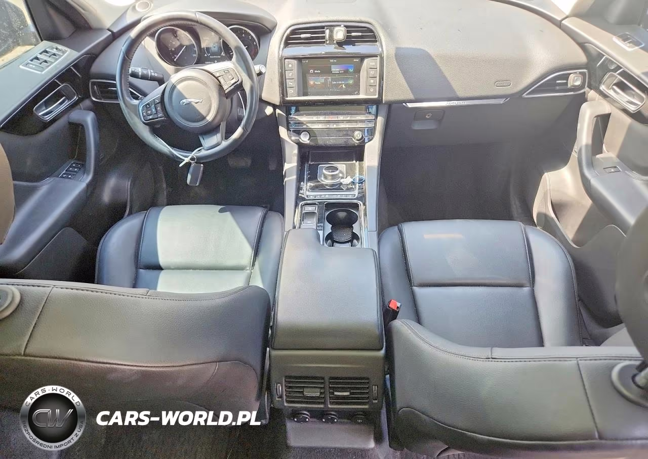 2018 Jaguar F-Pace Premium VIN:SADCJ2FX7JA293180 - 8