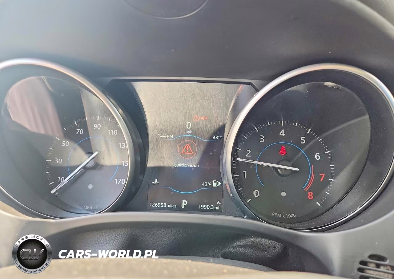 2018 Jaguar F-Pace Premium VIN:SADCJ2FX7JA293180 - 9