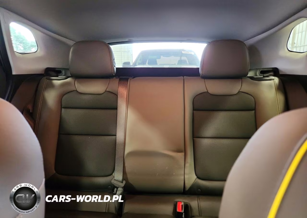 2025 Chevrolet Trax Activ VIN:KL77LKEP3SC341849 - 10