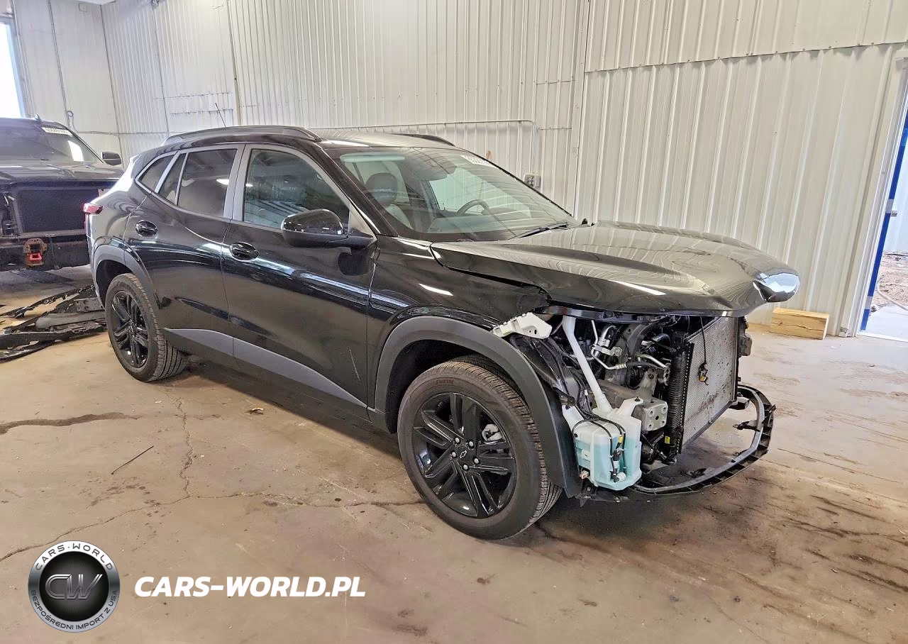 2025 Chevrolet Trax Activ VIN:KL77LKEP3SC341849 - 4