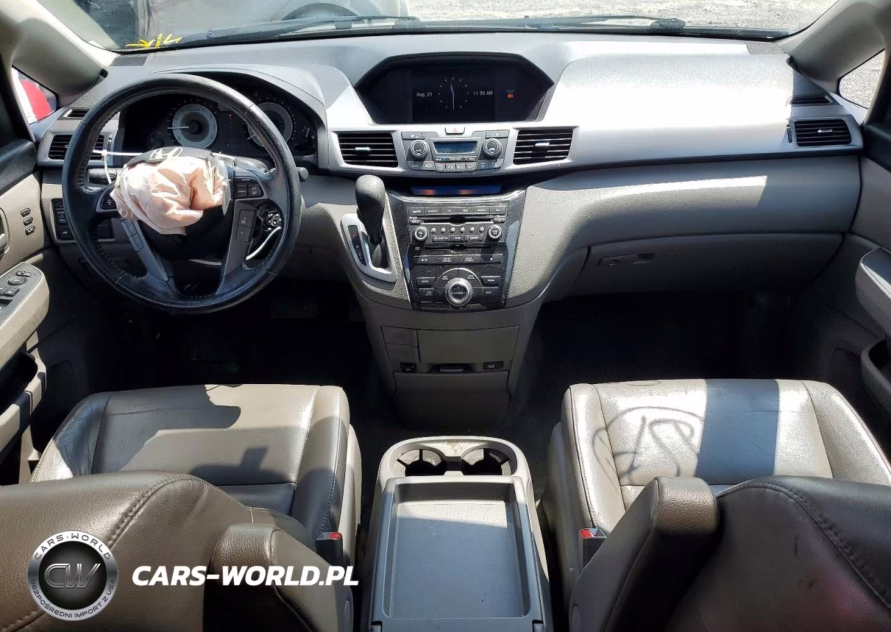 2013 Honda Odyssey Touring VIN:5FNRL5H94DB008270 - 10