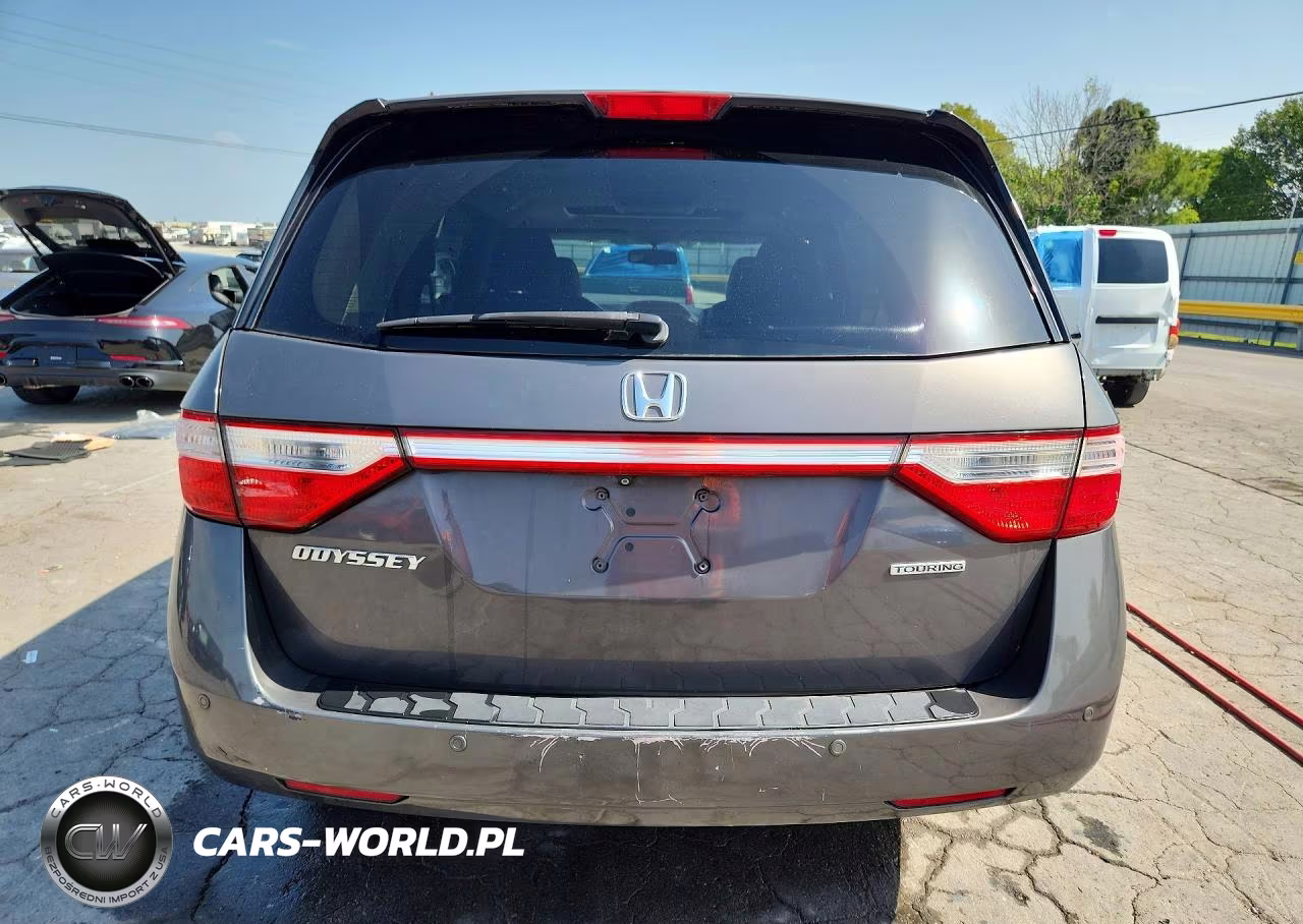 2013 Honda Odyssey Touring VIN:5FNRL5H94DB008270 - 6