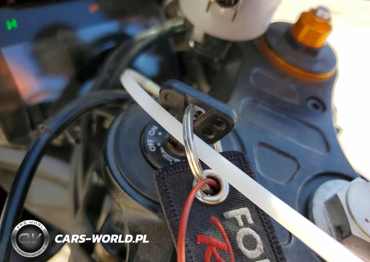 2025 Yamaha Yzfr7 VIN:JYARM38YXSA003343 - 8