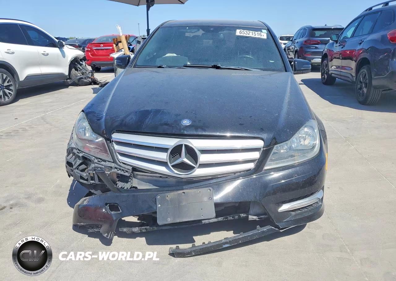 2012 Mercedes-Benz C 300 4Matic VIN:WDDGF8BB8CR208577 - 5