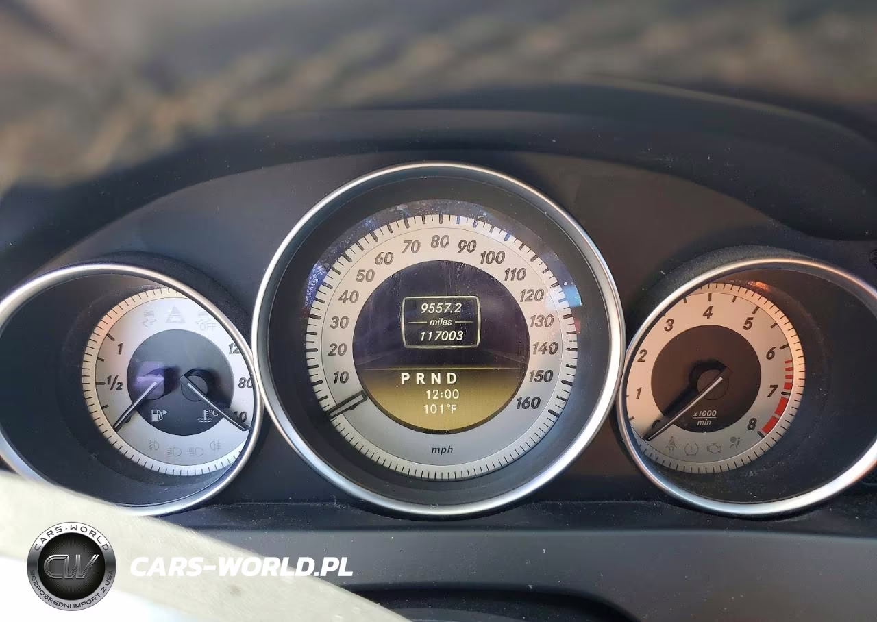 2012 Mercedes-Benz C 300 4Matic VIN:WDDGF8BB8CR208577 - 9