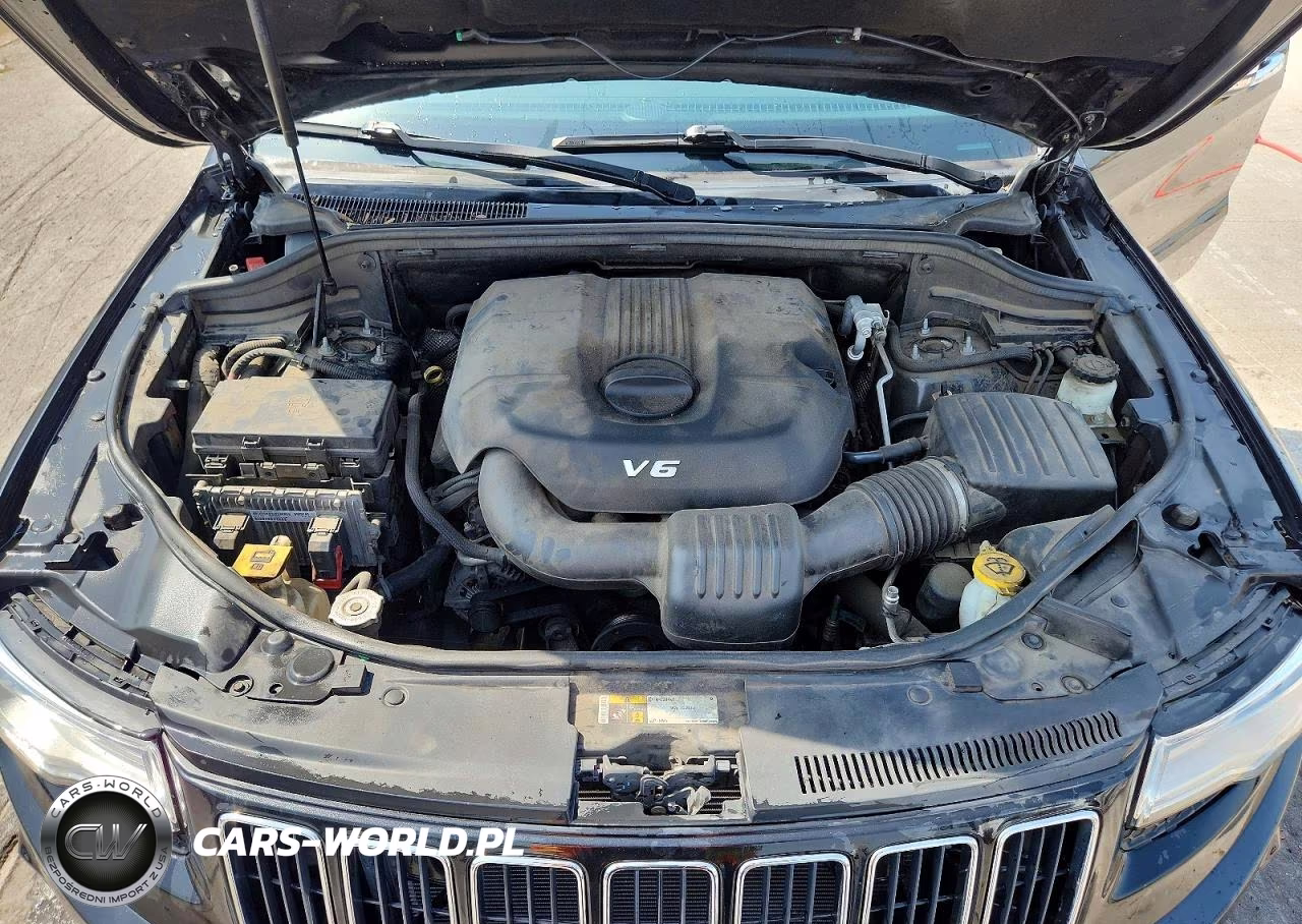 2015 Jeep Grand Cherokee Limited VIN:1C4RJEBG3FC218100 - 12