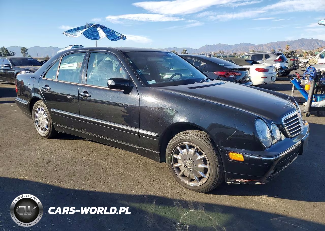 2000 Mercedes-Benz E 320 VIN:WDBJF65JXYB013473 - 4
