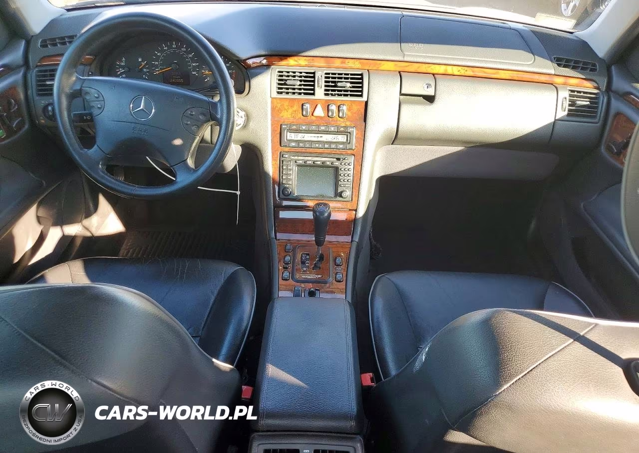 2000 Mercedes-Benz E 320 VIN:WDBJF65JXYB013473 - 8