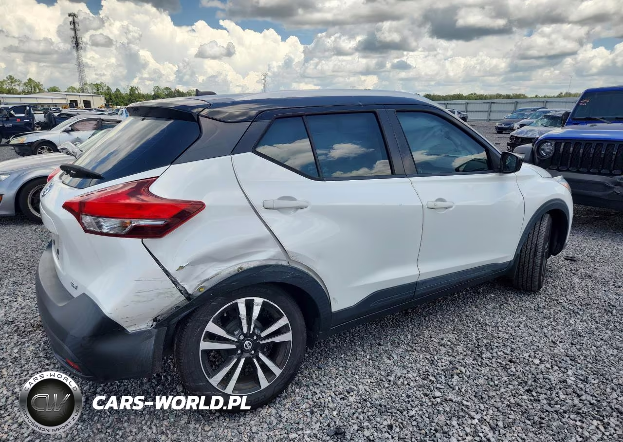 2019 Nissan Kicks Sv VIN:3N1CP5CUXKL503757 - 3