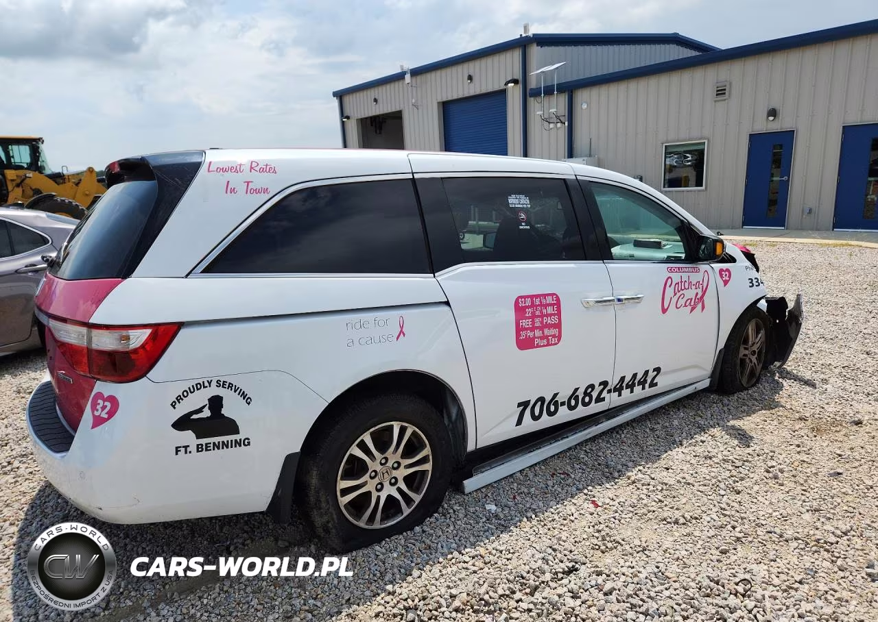 2012 Honda Odyssey Touring VIN:5FNRL5H97CB025336 - 3