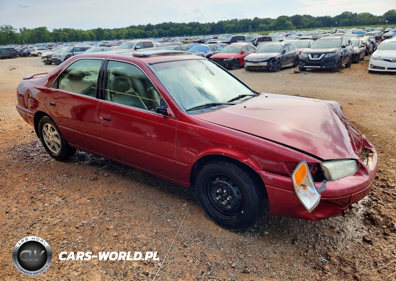 1997 Toyota Camry Xle V6 VIN:4T1BF22K2VU005021 - 4
