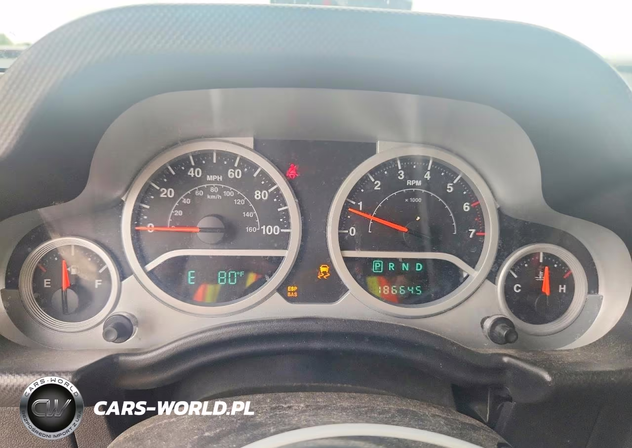 2009 Jeep Wrangler Sahara VIN:1J4FA54139L775910 - 9