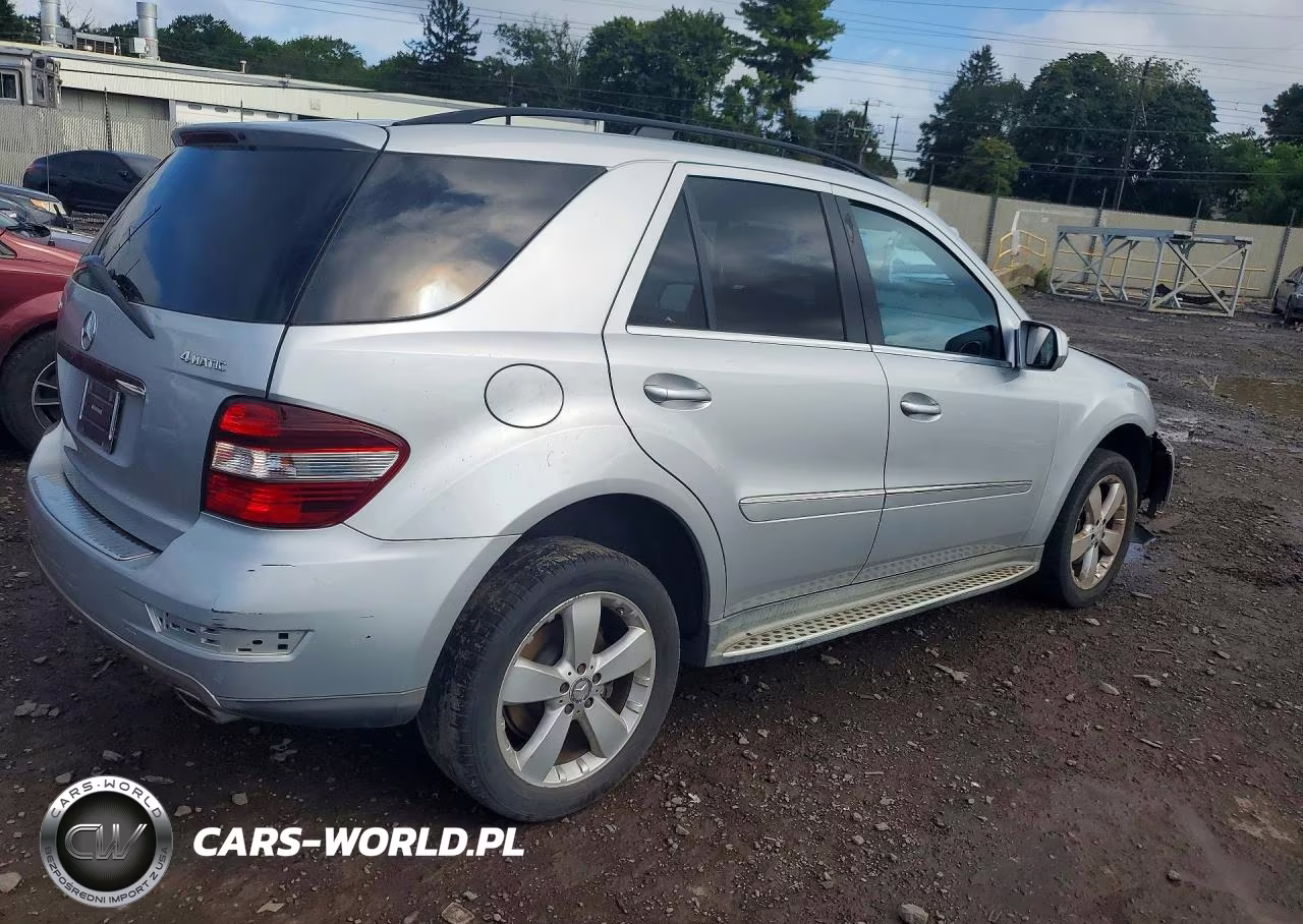 2010 Mercedes-Benz Ml 350 4Matic VIN:4JGBB8GBXAA606518 - 3