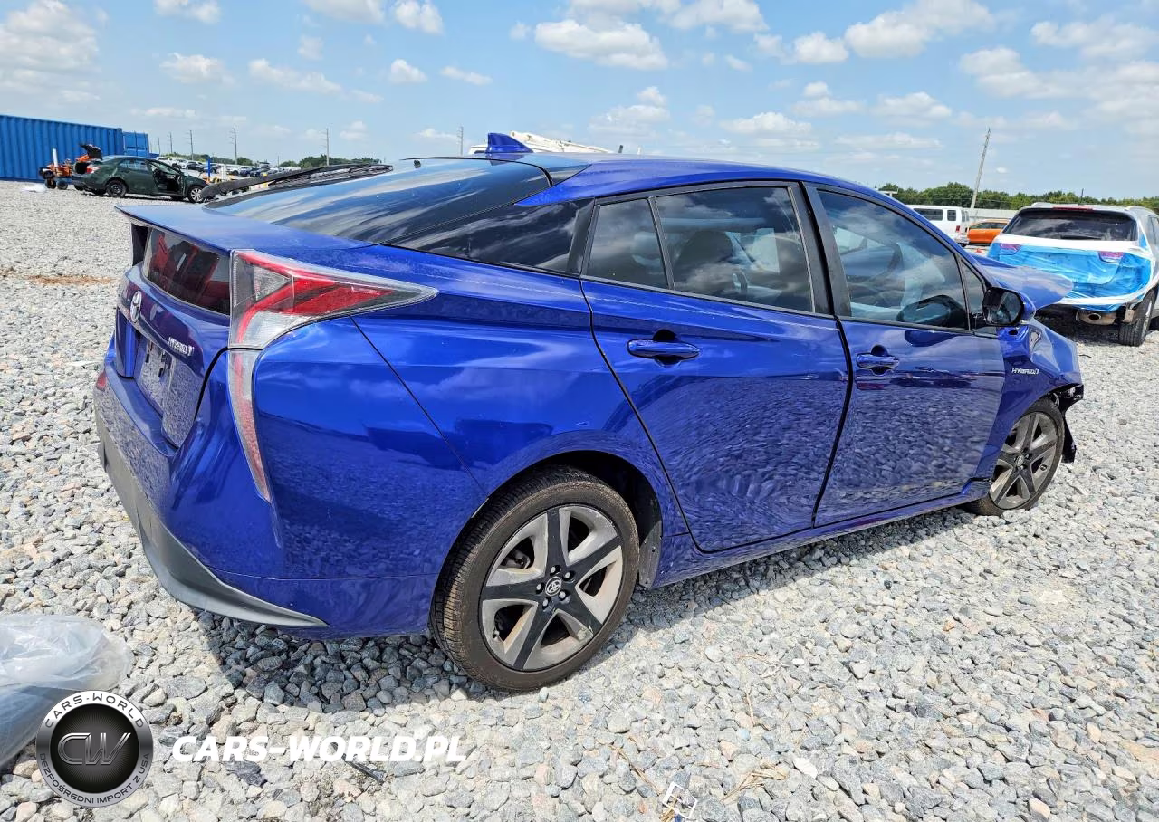 2017 Toyota Prius Four Touring VIN:JTDKARFU5H3529782 - 3