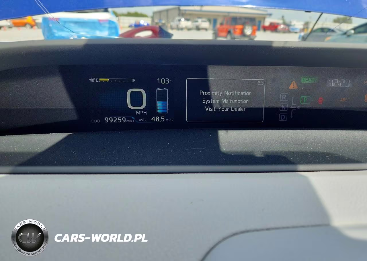 2017 Toyota Prius Four Touring VIN:JTDKARFU5H3529782 - 9