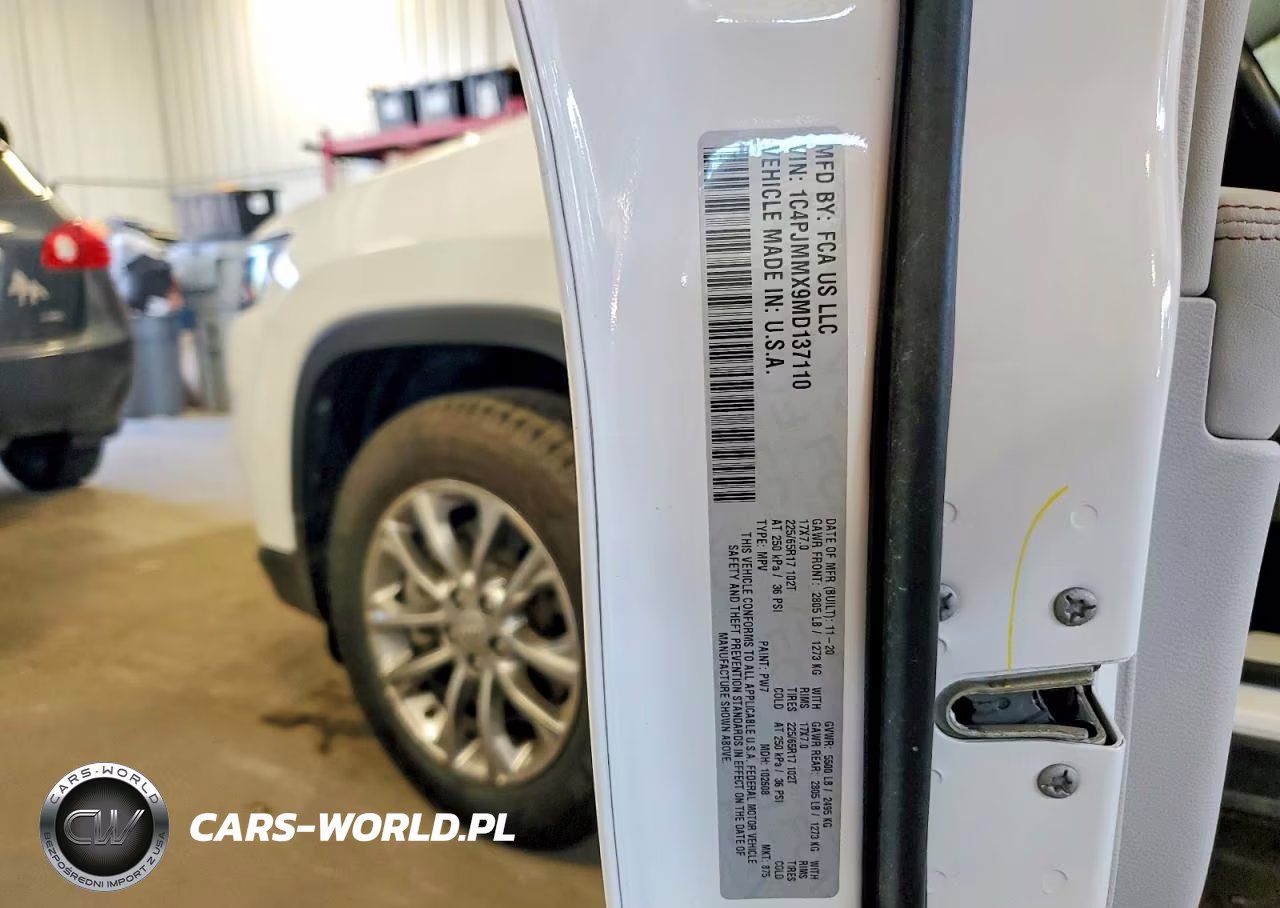 2021 Jeep Cherokee Latitude Lux VIN:1C4PJMMX9MD137110 - 13