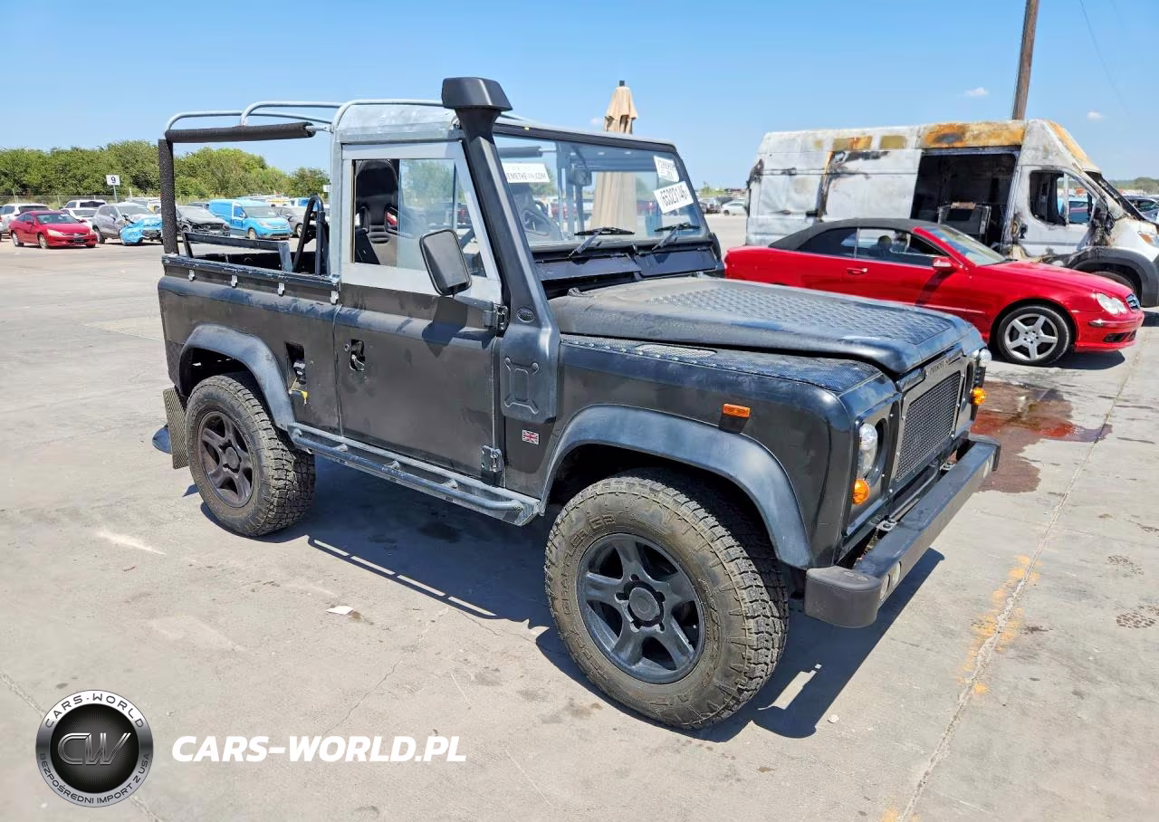 1995 Land Rover Defender 110 1St Edition VIN:SALLDVAF7MA956883 - 4