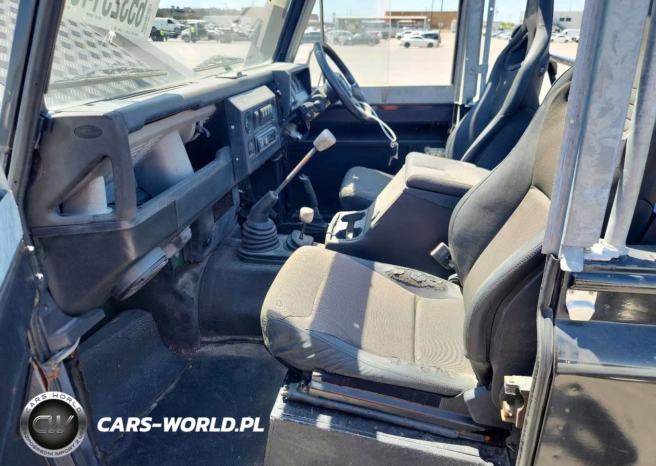 1995 Land Rover Defender 110 1St Edition VIN:SALLDVAF7MA956883 - 7