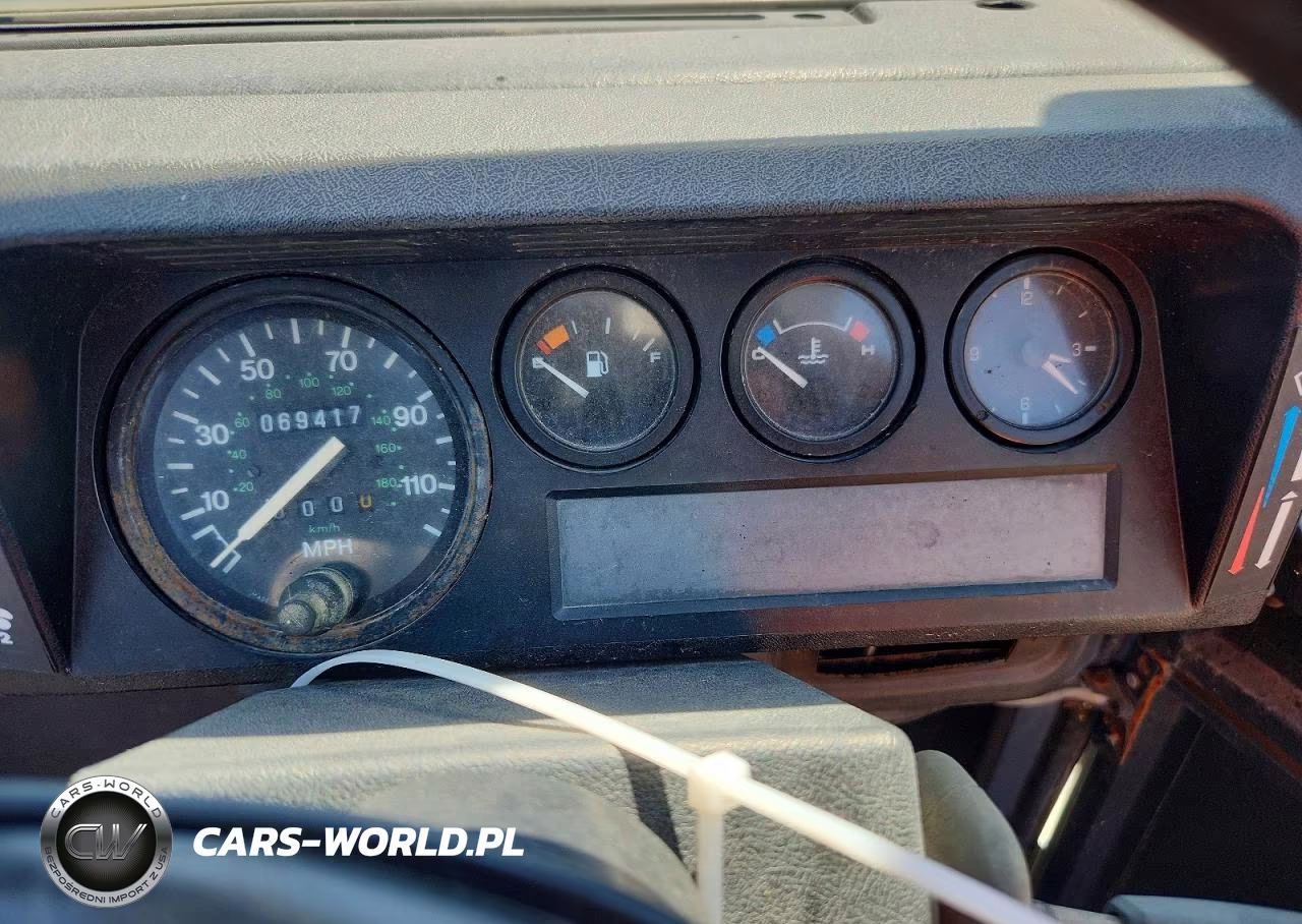 1995 Land Rover Defender 110 1St Edition VIN:SALLDVAF7MA956883 - 9