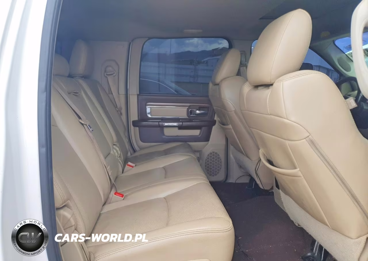 2013 Ram 2500 Laramie VIN:3C6UR5NL1DG513130 - 10
