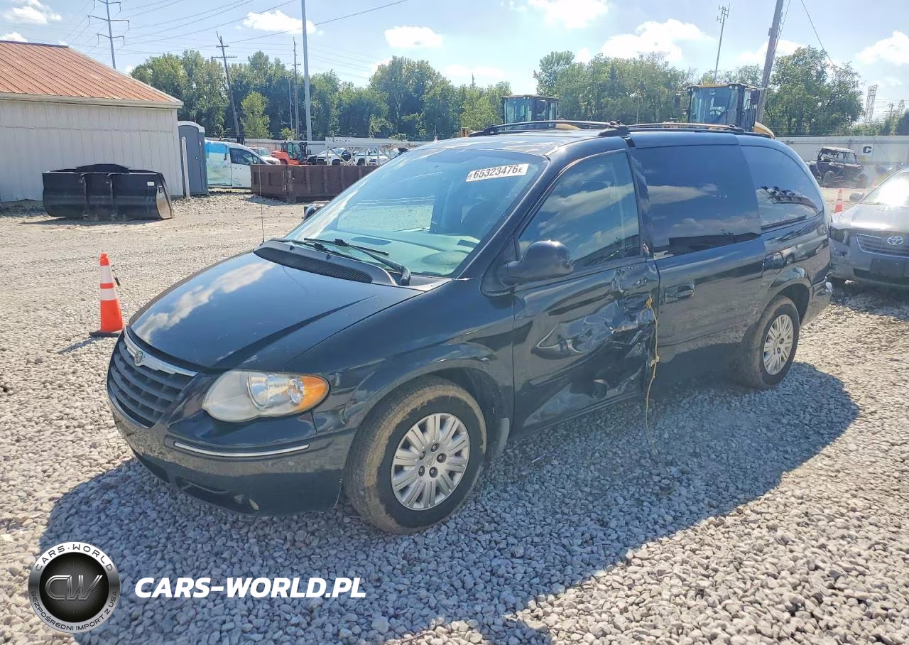 2005 Chrysler Town & Country Lx