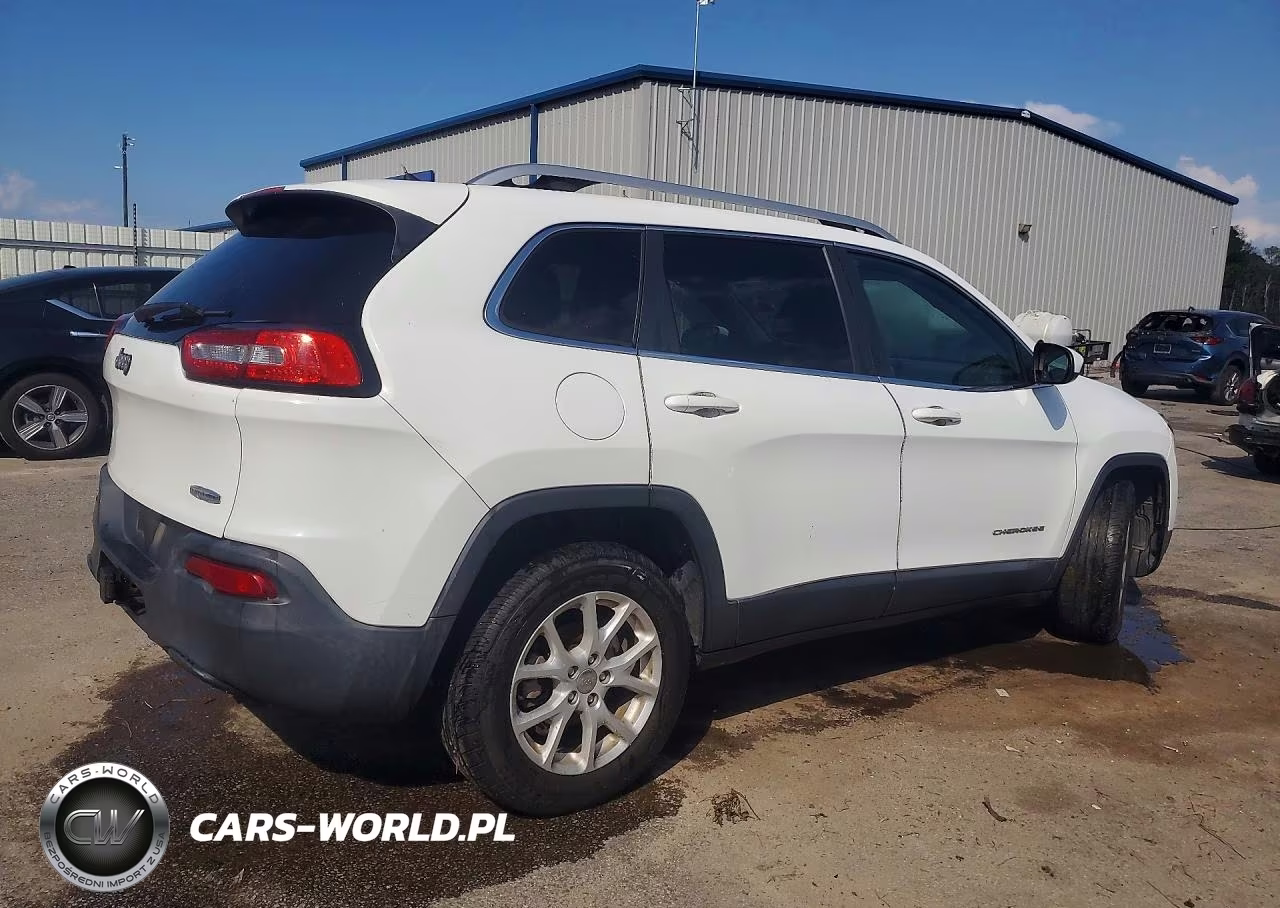 2014 Jeep Cherokee Latitude VIN:1C4PJLCB4EW186706 - 3