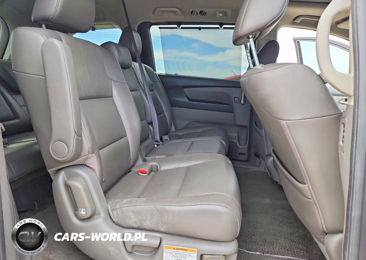 2013 Honda Odyssey Touring VIN:5FNRL5H9XDB042830 - 11